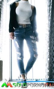 Sexy con top e jeans