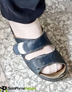 I piedi di mia suocera in nylon my mother in law feet f