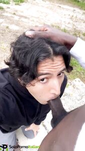 Andrea Succhia un cazzo di colore a Pesaro