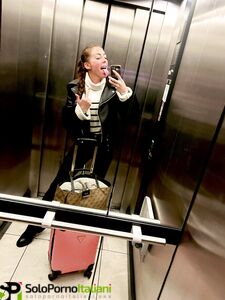 fidanzata vogliosa di cazzo (enrica)