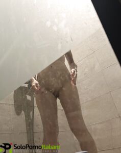 Milf vogliosa di sborra