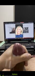 Vacca troia affamata di cazzo