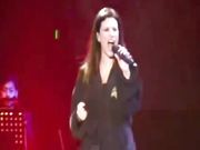 Laura Pausini upskirt