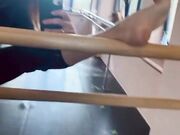 Veronica Maya feet - Selfie piedini in palestra