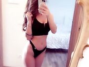 BabyElisa camgirl italiana selfie