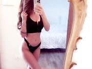 BabyElisa camgirl italiana selfie