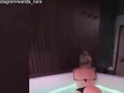 Wanda Nara relax in piscina