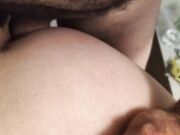 Vuoi 2 cazzi in bocca mentre ti scopiamo in doppia?