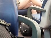 Coppia eccitata in treno lei gran fica