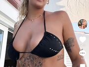 Greta Teen tettona bikini nero