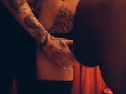 Sextape coppia italiana tatuata