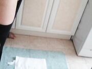 Eccitatissimo ho bisogno di svuotarmi in bagno