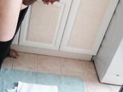 Eccitatissimo ho bisogno di svuotarmi in bagno