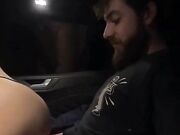Pompino in macchina al fidanzato