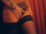 Baci e amoreggiamento coppia italiana OF