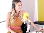 Incidente hot Diletta in radio UPSKIRT