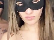 Coppia italiana con mascherina Pompino e sesso C4