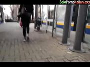 Chippona italiana da scopare sul tram