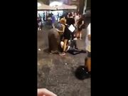 Scandalo in piazza San Domenico Maggiore a Napoli