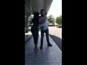 Sonia Eyes balla una sexy bachata con amico