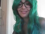 Ragazza Nerd in webcam che rutta