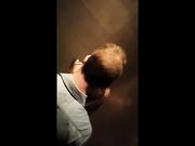 Troietta italiana scopata nel bagno della discoteca
