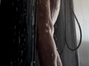 Emy Buono La pupa e il secchione nuda nella doccia  OF