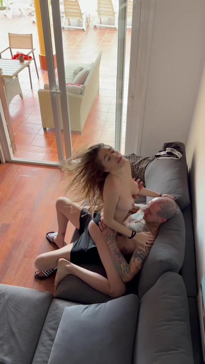 Asia gianese porno erik