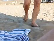 Con moglie matura in spiaggia nudista