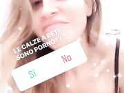 Malena - Secondo voi le calze a rete sono cosi porno?