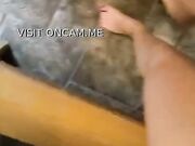 Italiana fa un pompino nella sauna a studente erasmus
