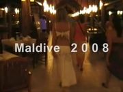 Viaggio alle Maldive con fidanzata fica esibizionista