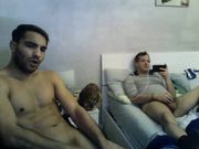 Coppia gay italiana si masturba in webcam