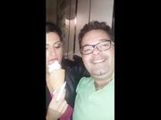 Serena Rinaldi vi mostra come leccare un cono gelato