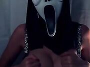 Martina Vismara esce le tettone ad Halloween