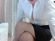 Vestita da calda segretaria troia in webcam