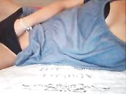 Si masturba in webcam la troietta italiana