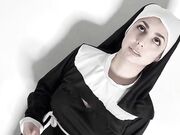 Scopata con suora blasfema puttana