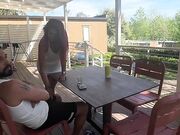 Il cornuto in spiaggia e io col suo amico