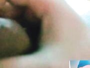 Si sega e sborra sul mio culo in webcam