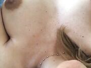 Milfona tettona eccitata