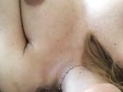 Milfona tettona eccitata