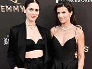 Faccio baciare Miriam Leone e la Canalis con l'I.A.