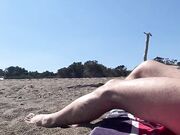 Pompino rischioso in spiaggia coppia italiana
