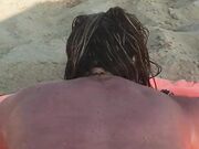 Moglie Bbw masturbata in spiaggia