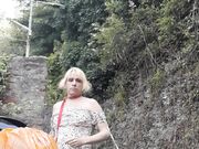 Dedicato a giovane compagnia maggiorenne genovese.
