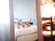 Si rilassa dopo il lavoro