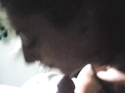 Coinquilina troia mi spompina il cazzo