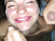Sono bella con il cazzo in bocca?