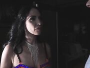 MILF gode a farsi fottere il culo